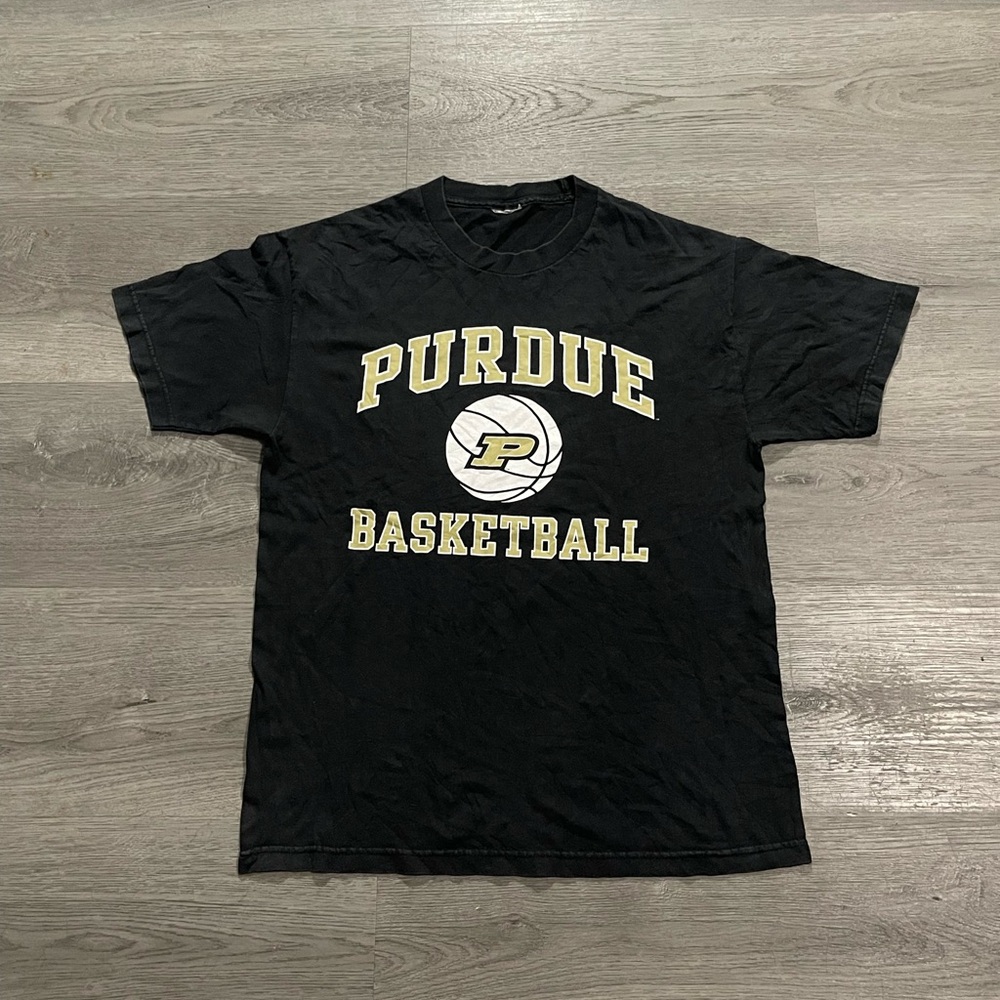 90s Vintage Purdue Basketball men's black graphic shirt